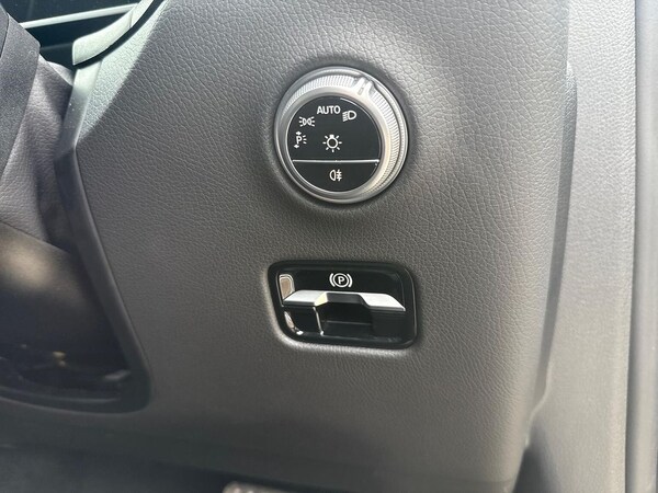 Used Mercedes-Benz GLC 2024 for sale - 76243160: Photo 22