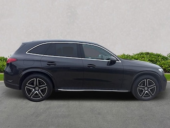 Used Mercedes-Benz GLC 2024 for sale - 76243160: Photo 3