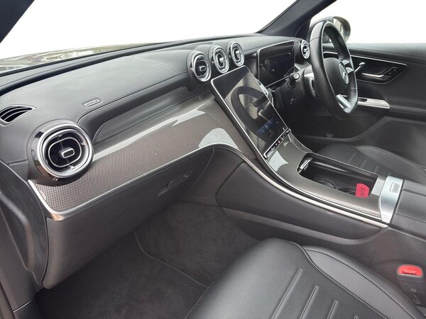 Used Mercedes-Benz GLC 2024 for sale - 76243160: Photo 7