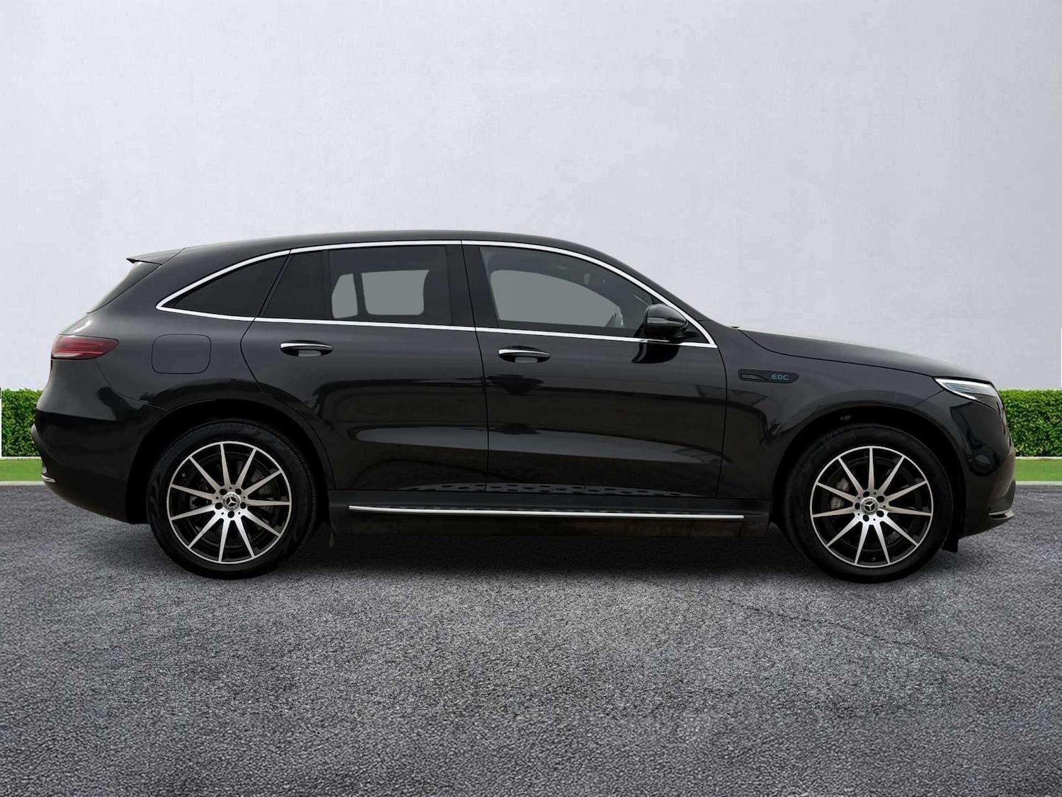 Used Mercedes-Benz EQC 2023 for sale - 78196022: Photo 2