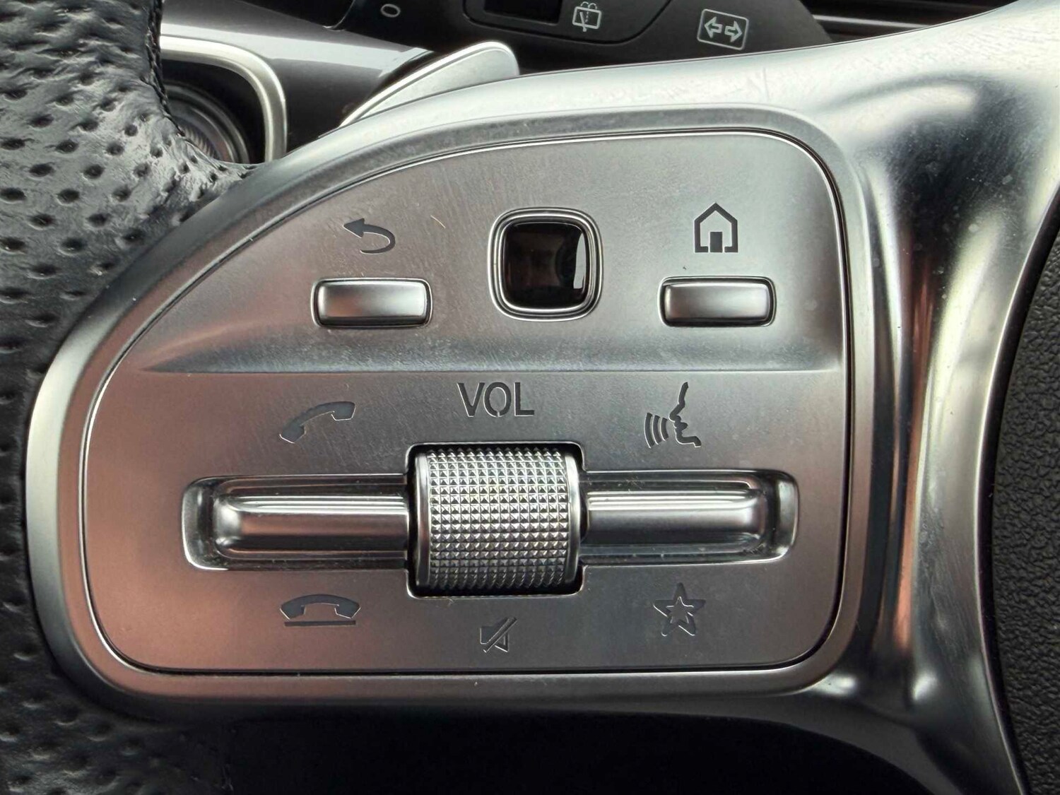 Used Mercedes-Benz EQC 2023 for sale - 78196022: Photo 34