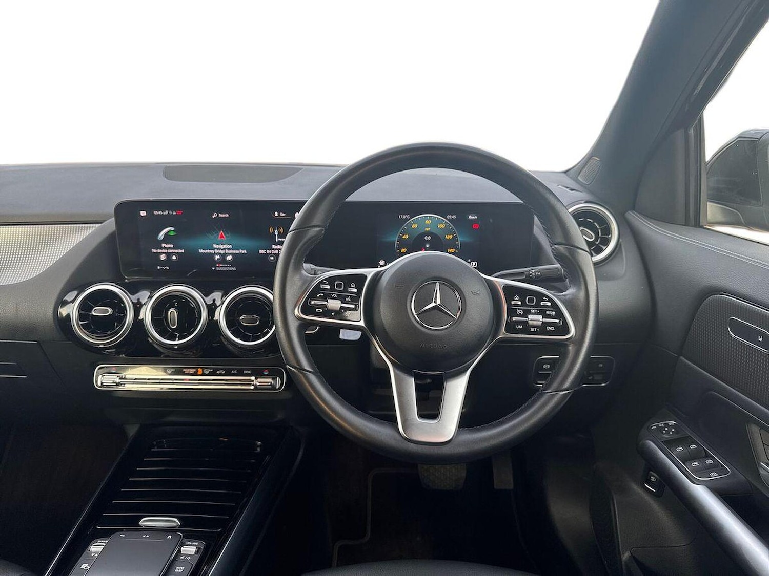 Used Mercedes-Benz GLA 2023 for sale - 76134170: Photo 9