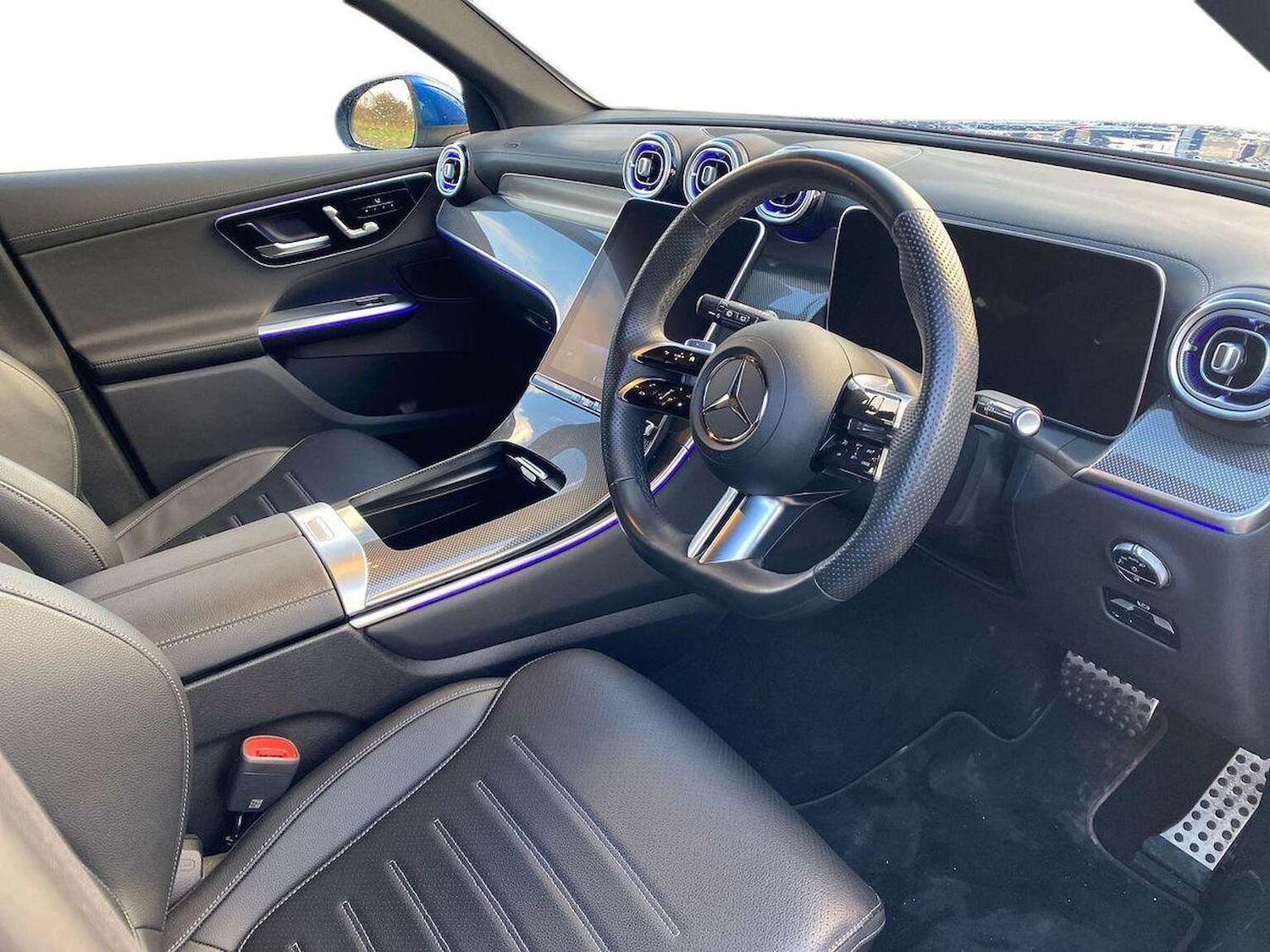 Used Mercedes-Benz GLC 2023 for sale - 77603725: Photo 17