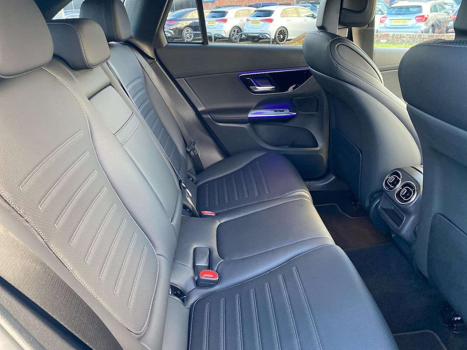 Used Mercedes-Benz GLC 2023 for sale - 77603725: Photo 18