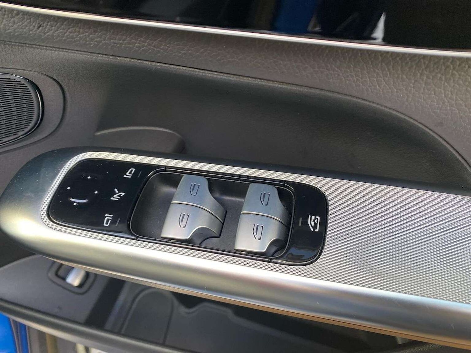 Used Mercedes-Benz GLC 2023 for sale - 77603725: Photo 23