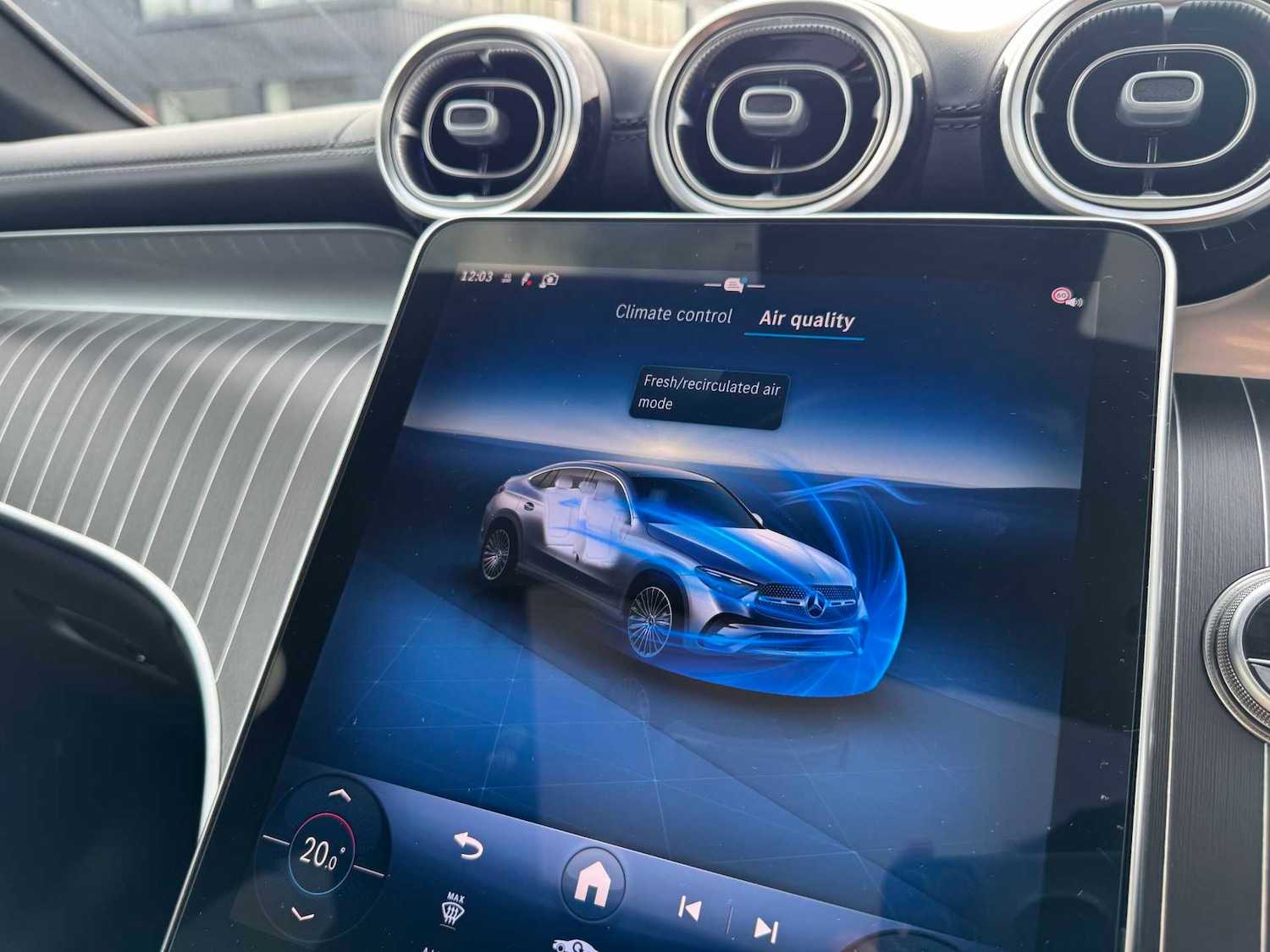 Used Mercedes-Benz GLC 2025 for sale - 78196001: Photo 39