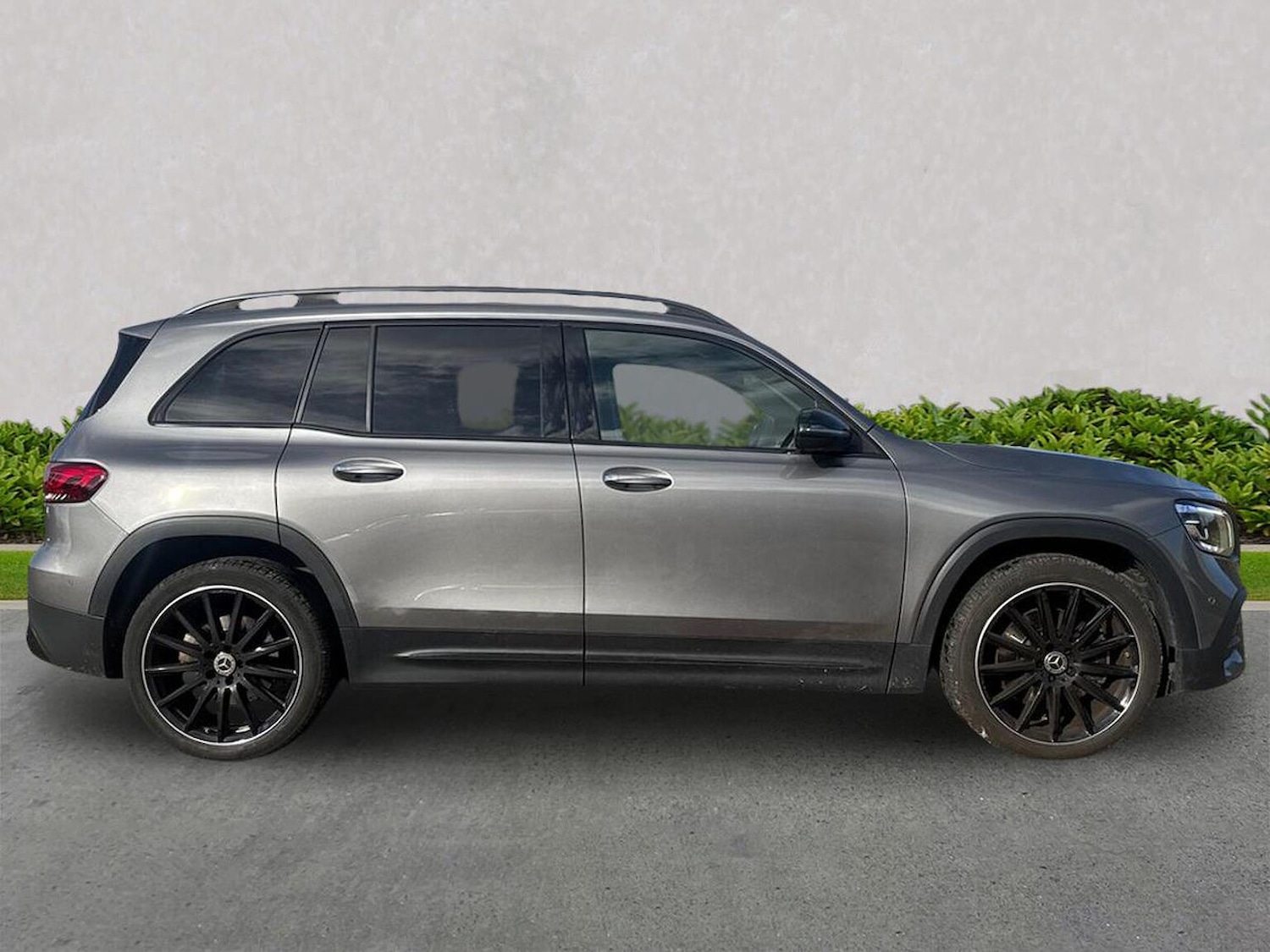 Used Mercedes-Benz GLB 2023 for sale - 77034635: Photo 3