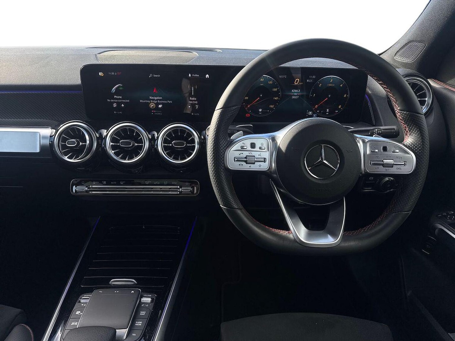 Used Mercedes-Benz GLB 2023 for sale - 77034635: Photo 8