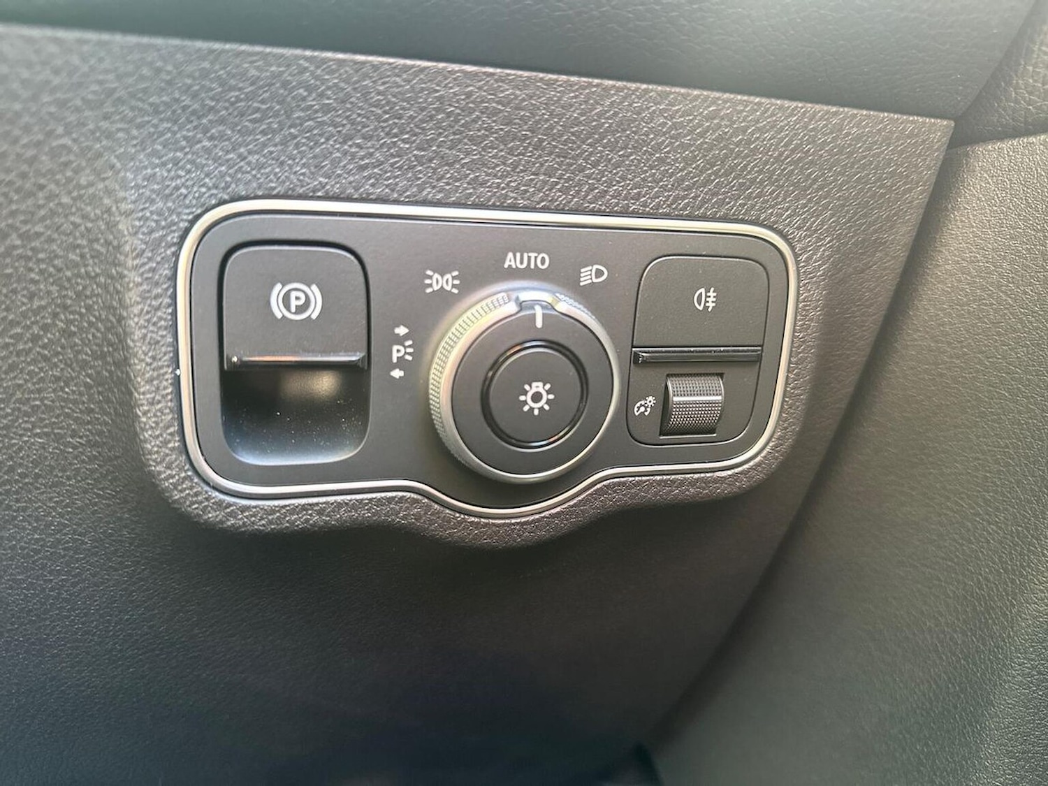 Used Mercedes-Benz GLB 2023 for sale - 76521019: Photo 22