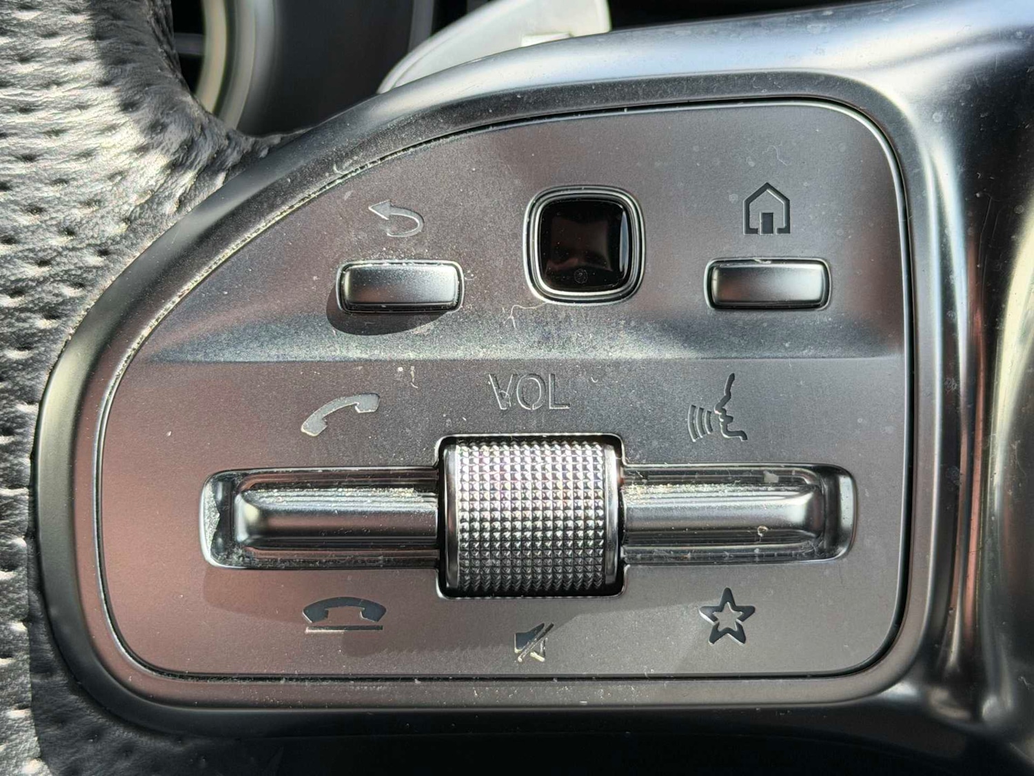 Used Mercedes-Benz GLC 2022 for sale - 78218638: Photo 31