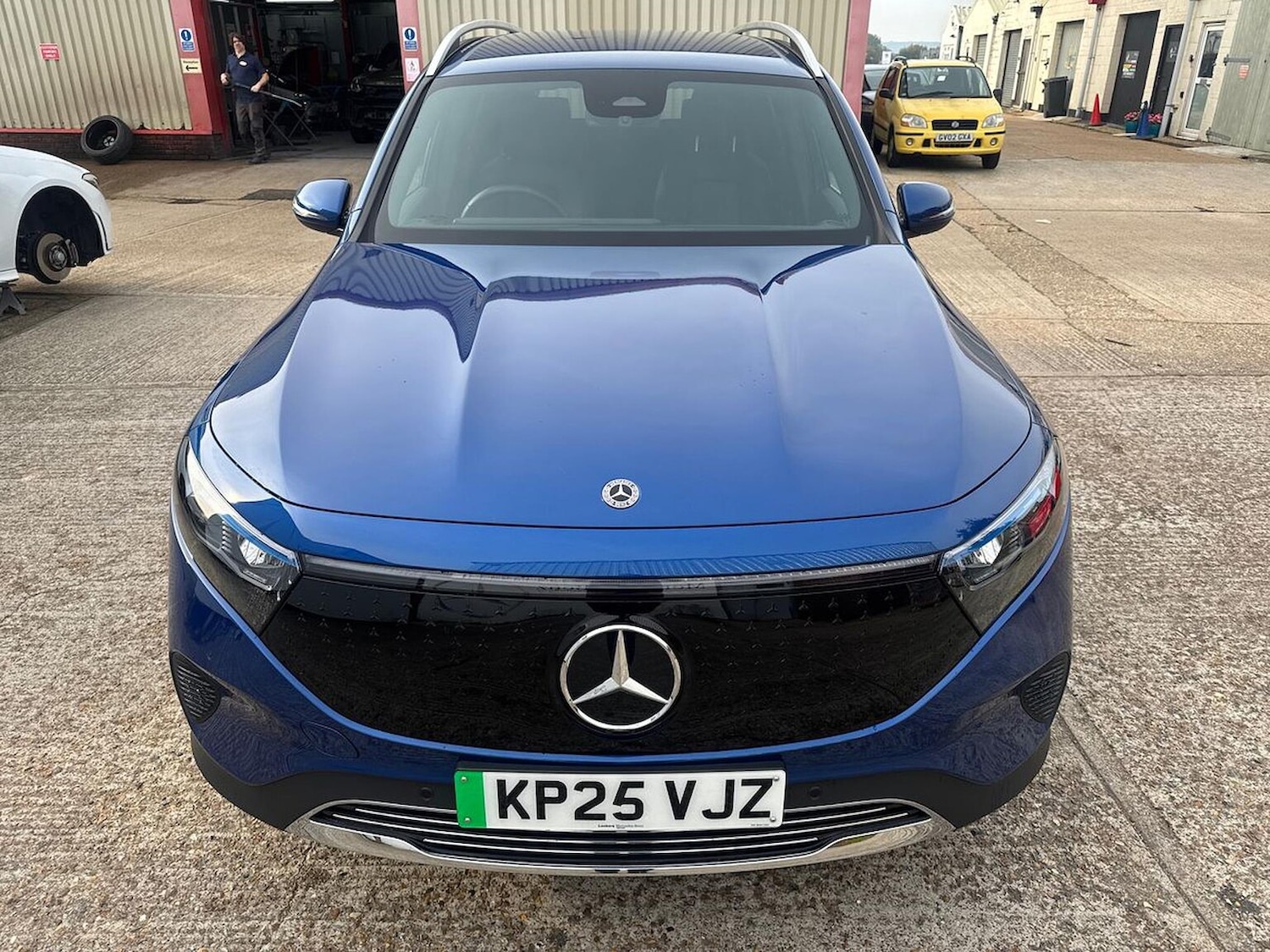 Used Mercedes-Benz EQB 2025 for sale - 76149436: Photo 39