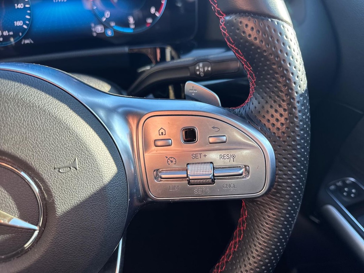 Used Mercedes-Benz GLA 2023 for sale - 76637666: Photo 27