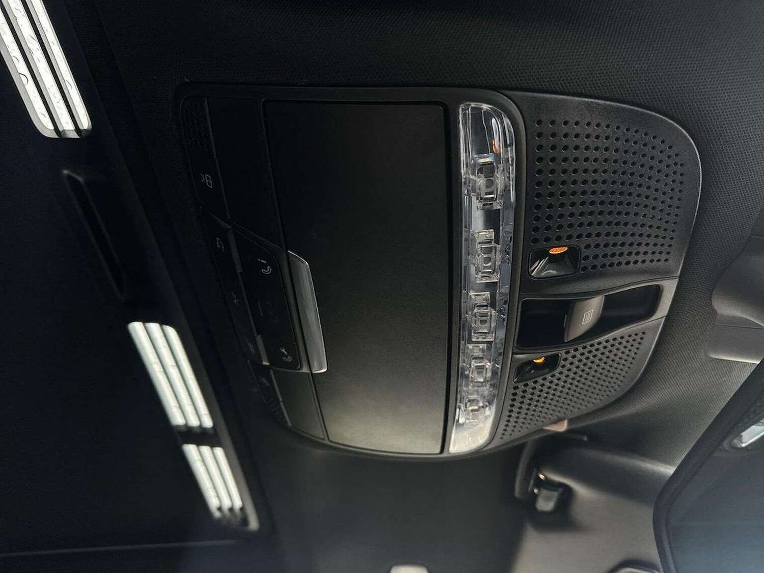 Used Mercedes-Benz GLC 2018 for sale - 77568653: Photo 14