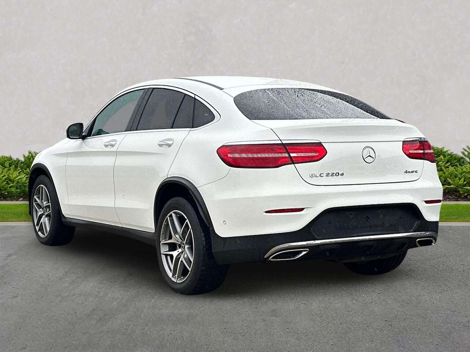 Used Mercedes-Benz GLC 2018 for sale - 77568653: Photo 2