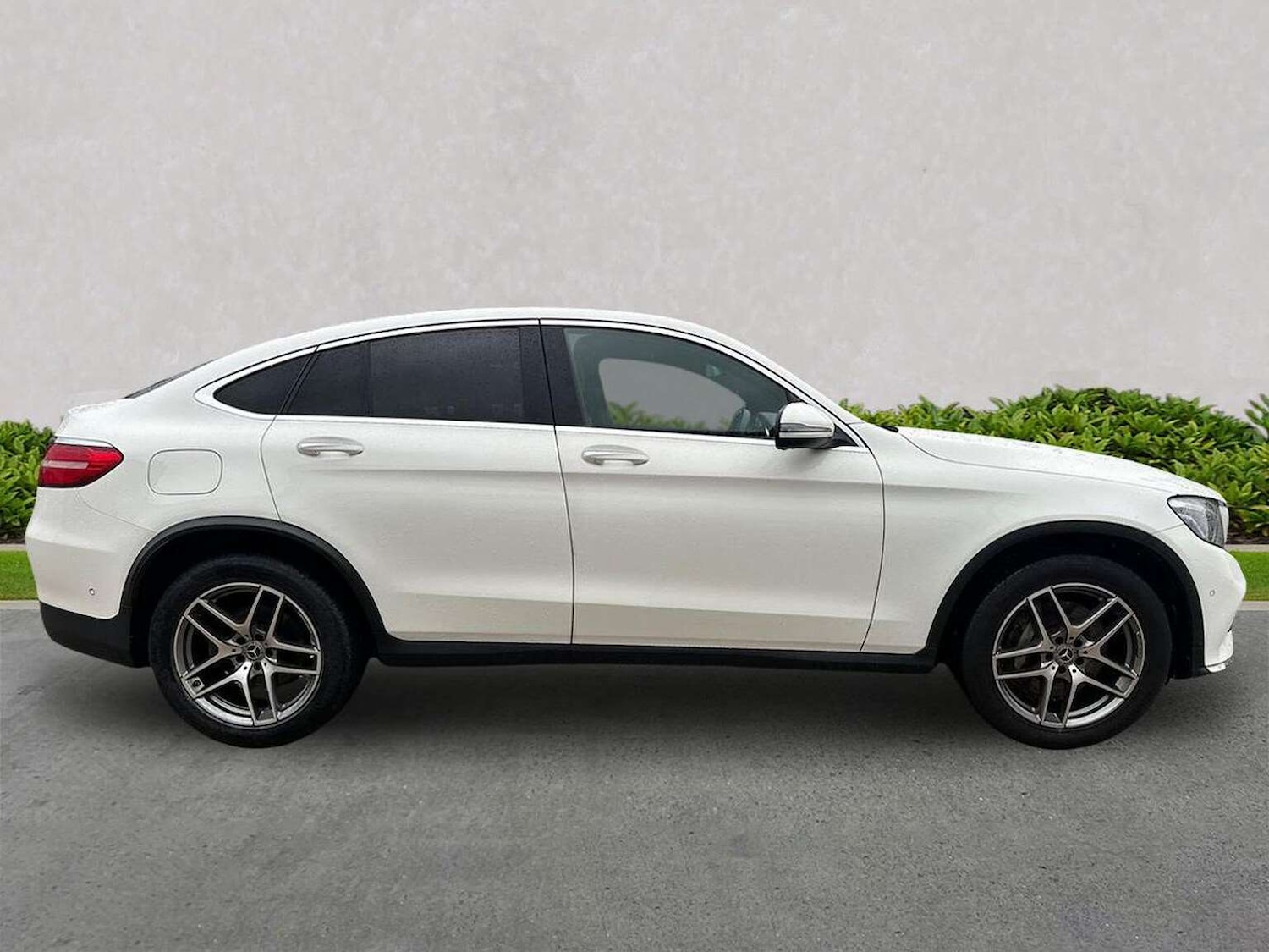 Used Mercedes-Benz GLC 2018 for sale - 77568653: Photo 3