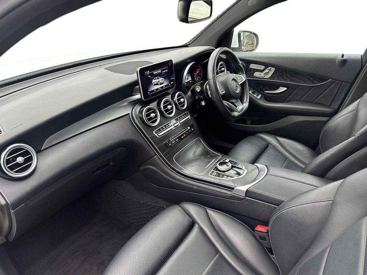 Used Mercedes-Benz GLC 2018 for sale - 77568653: Photo 7