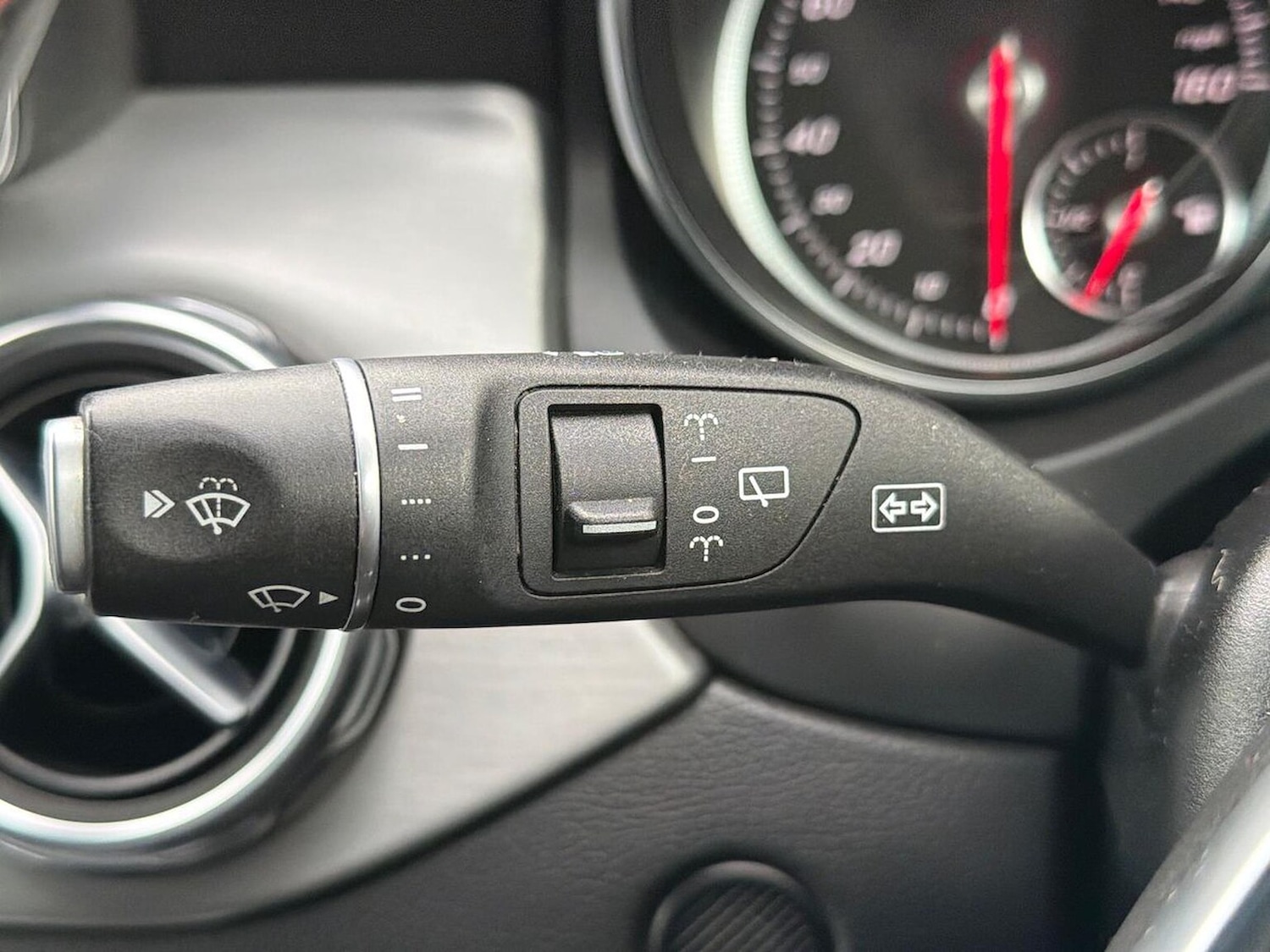 Used Mercedes-Benz GLA 2017 for sale - 76470988: Photo 28