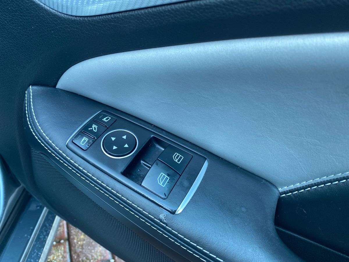 Used Mercedes-Benz SLC 2020 for sale - 77872165: Photo 22