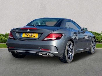 Used Mercedes-Benz SLC 2020 for sale - 77872165: Photo
