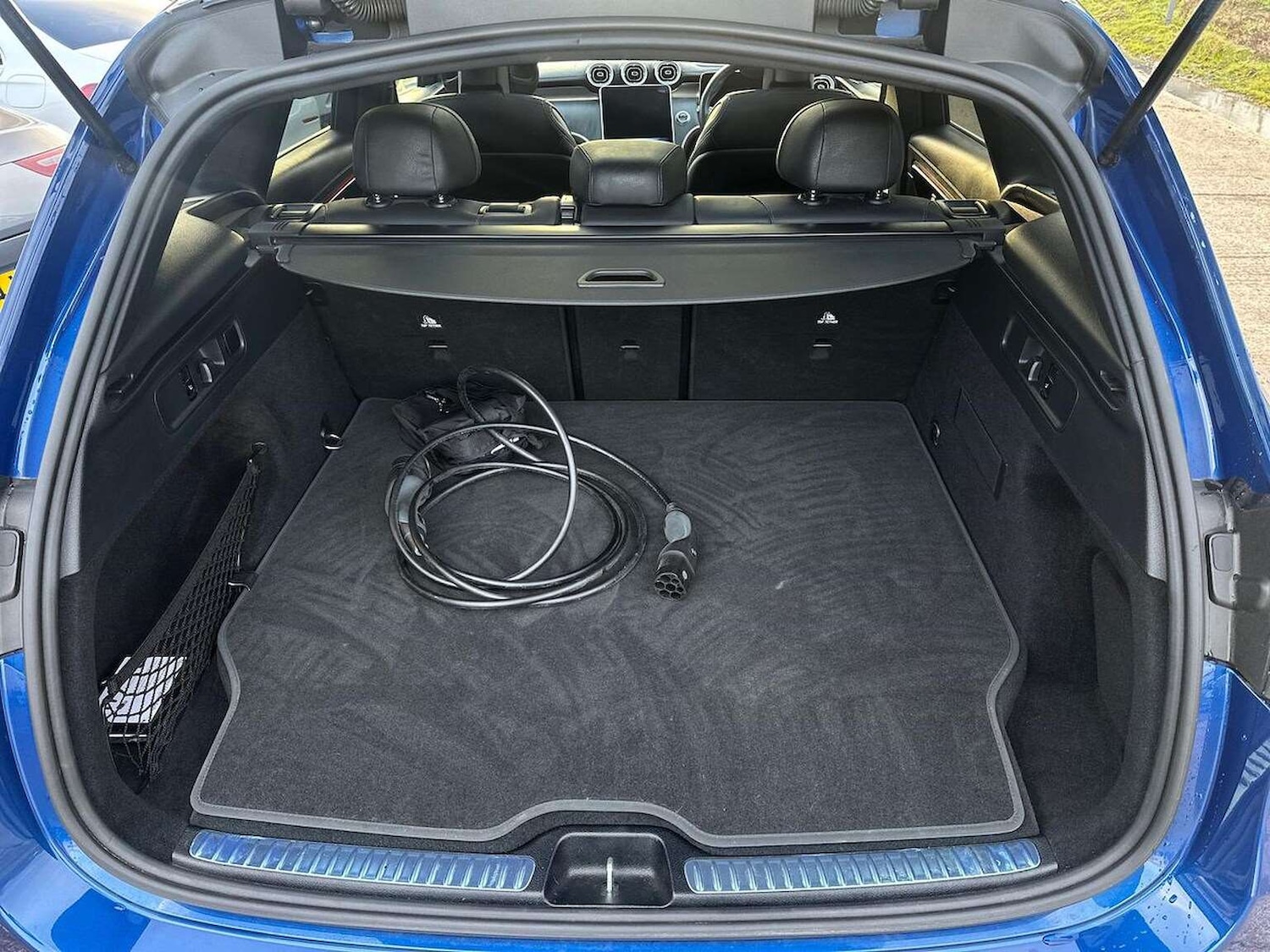 Used Mercedes-Benz GLC 2023 for sale - 77568700: Photo 17