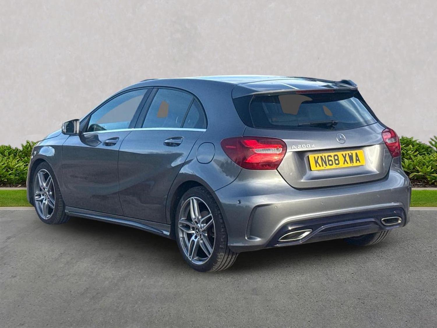 Used Mercedes-Benz A-Class 2018 for sale - 76347077: Photo 2