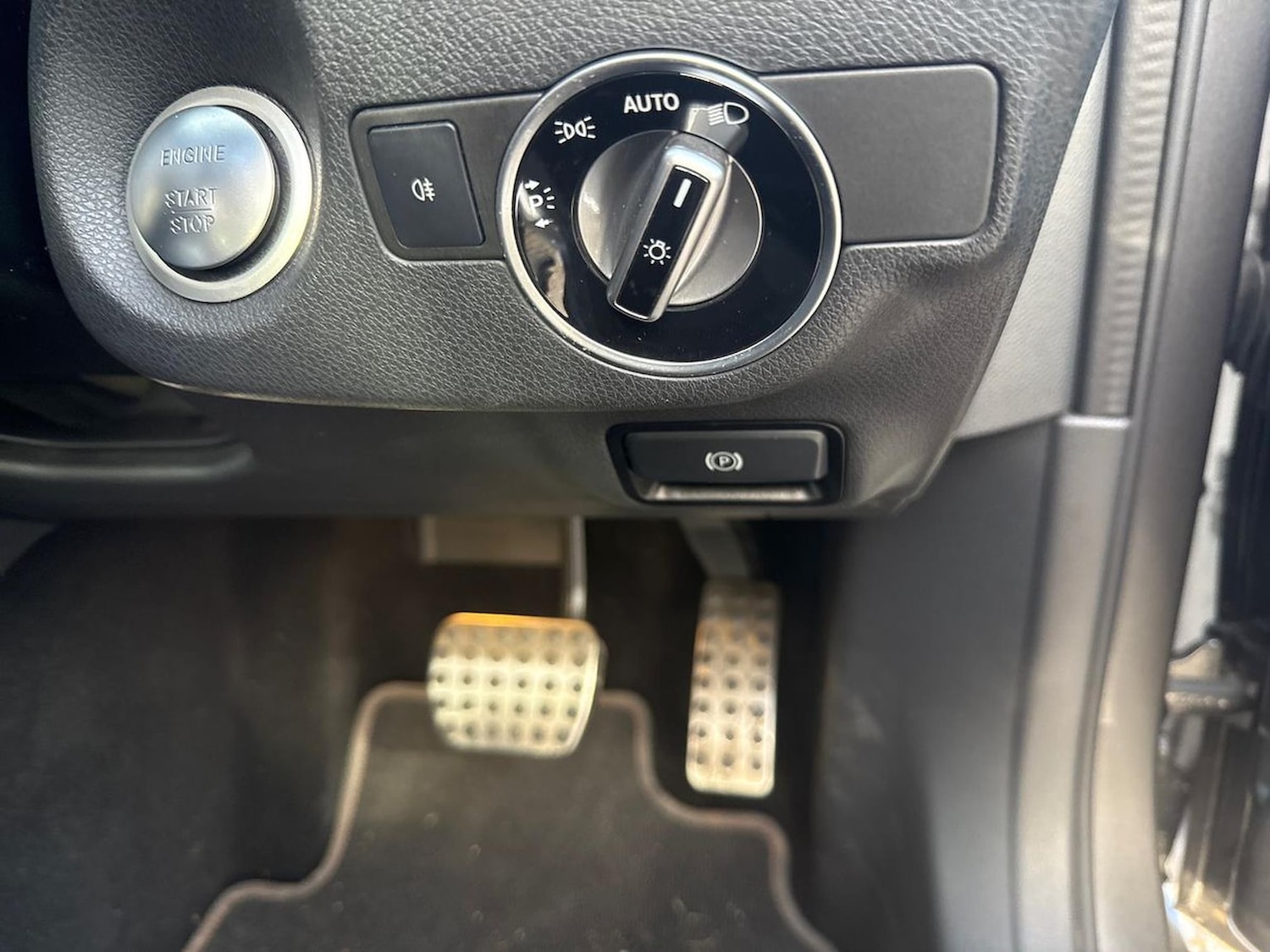 Used Mercedes-Benz A-Class 2018 for sale - 76347077: Photo 22