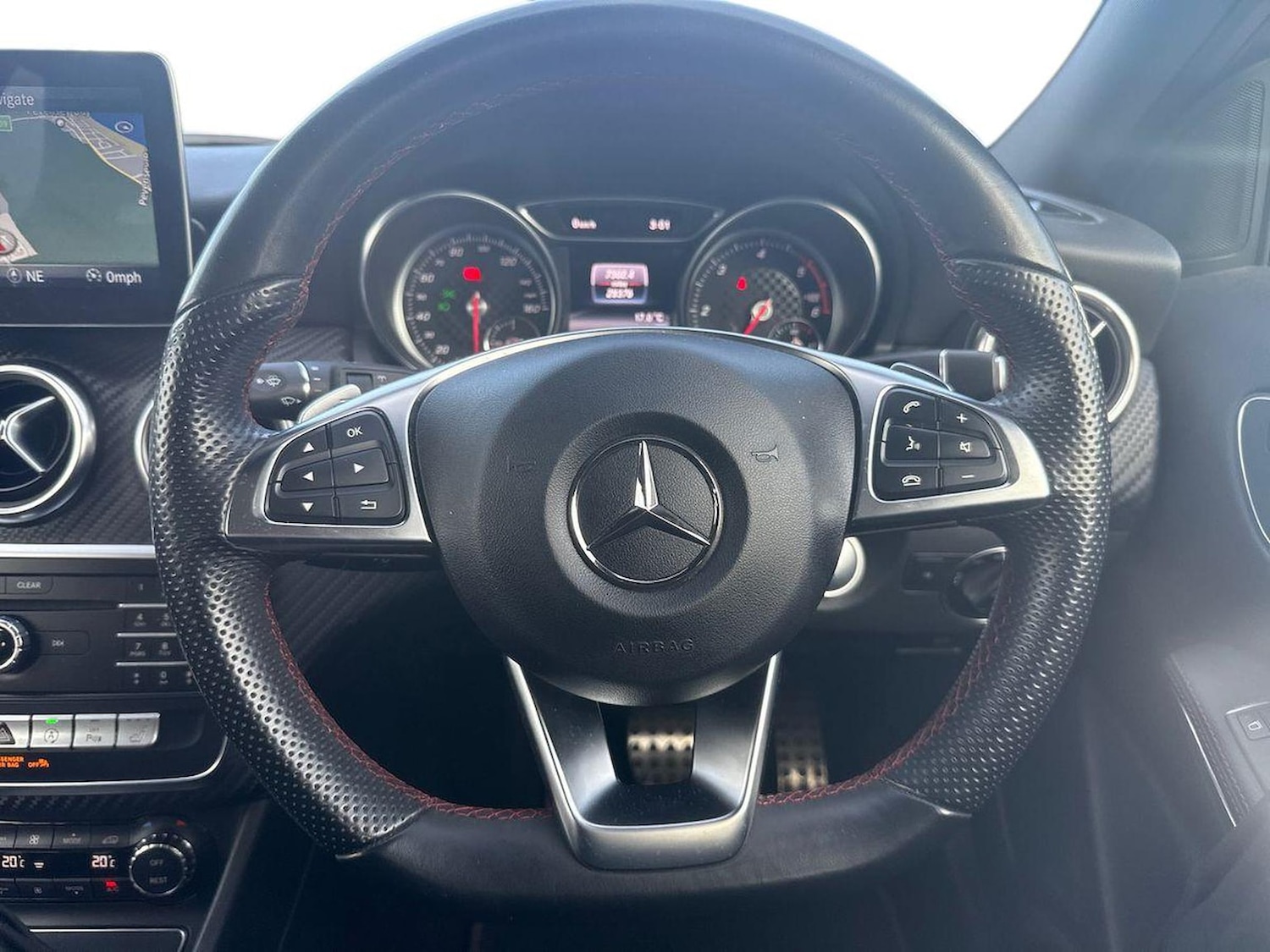 Used Mercedes-Benz A-Class 2018 for sale - 76347077: Photo 9