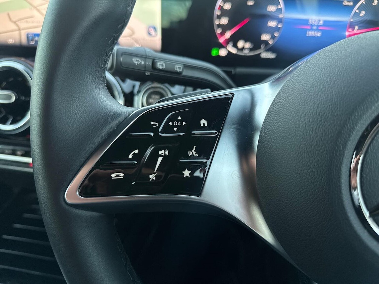 Used Mercedes-Benz GLA 2024 for sale - 76864045: Photo 26