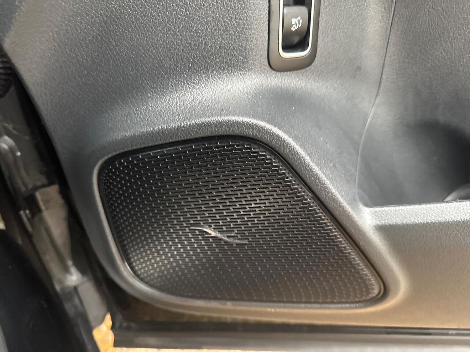 Used Mercedes-Benz GLB 2024 for sale - 77488629: Photo 31