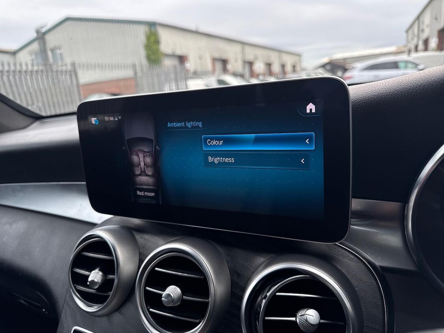 Used Mercedes-Benz GLC 2020 for sale - 76464651: Photo 12