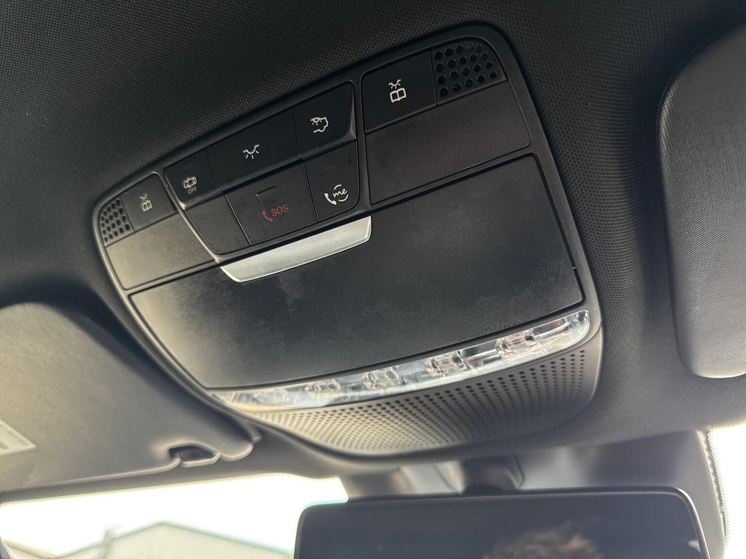 Used Mercedes-Benz GLC 2020 for sale - 76464651: Photo 14