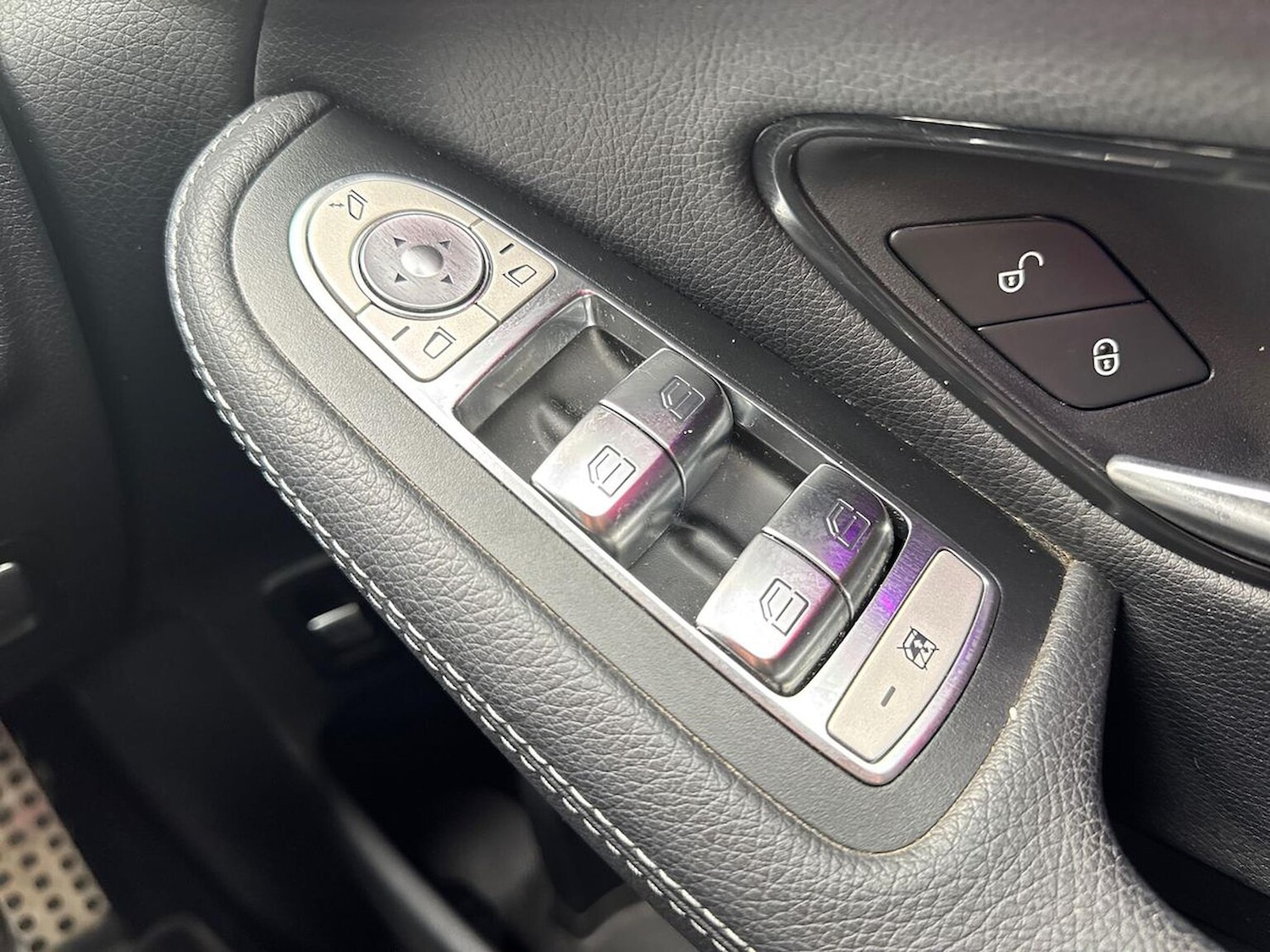 Used Mercedes-Benz GLC 2020 for sale - 76464651: Photo 21