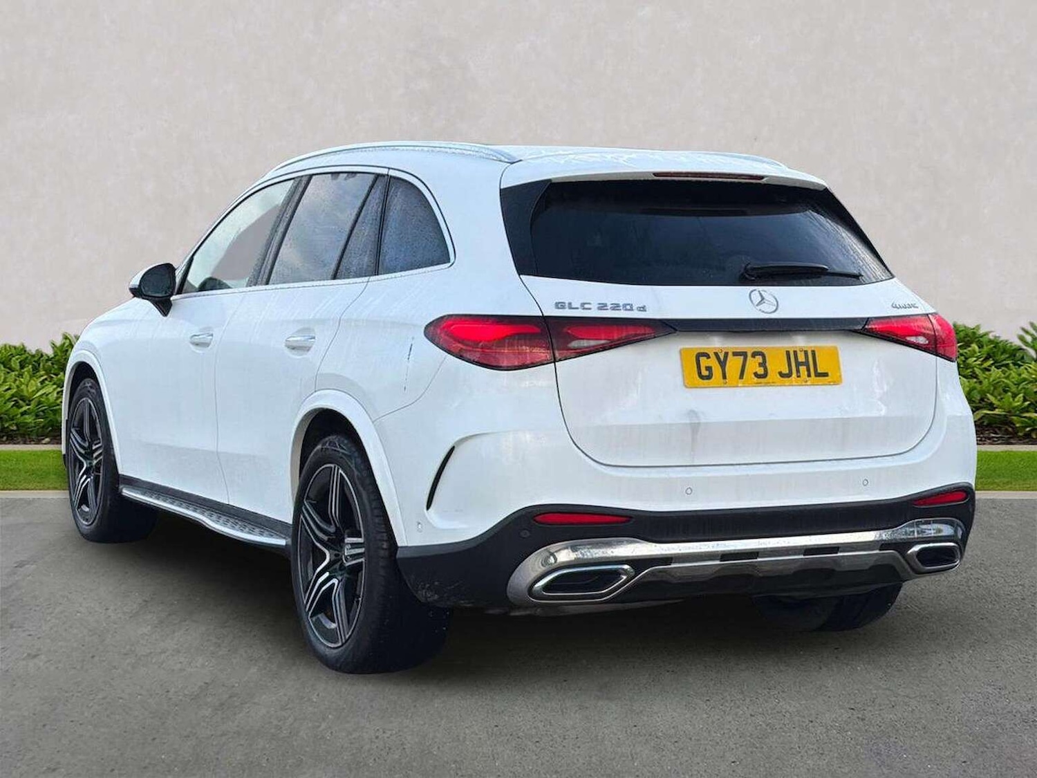Used Mercedes-Benz GLC 2023 for sale - 77603679: Photo 2