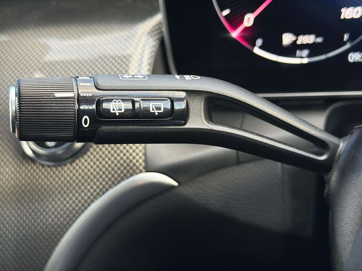 Used Mercedes-Benz GLC 2023 for sale - 77603679: Photo 28