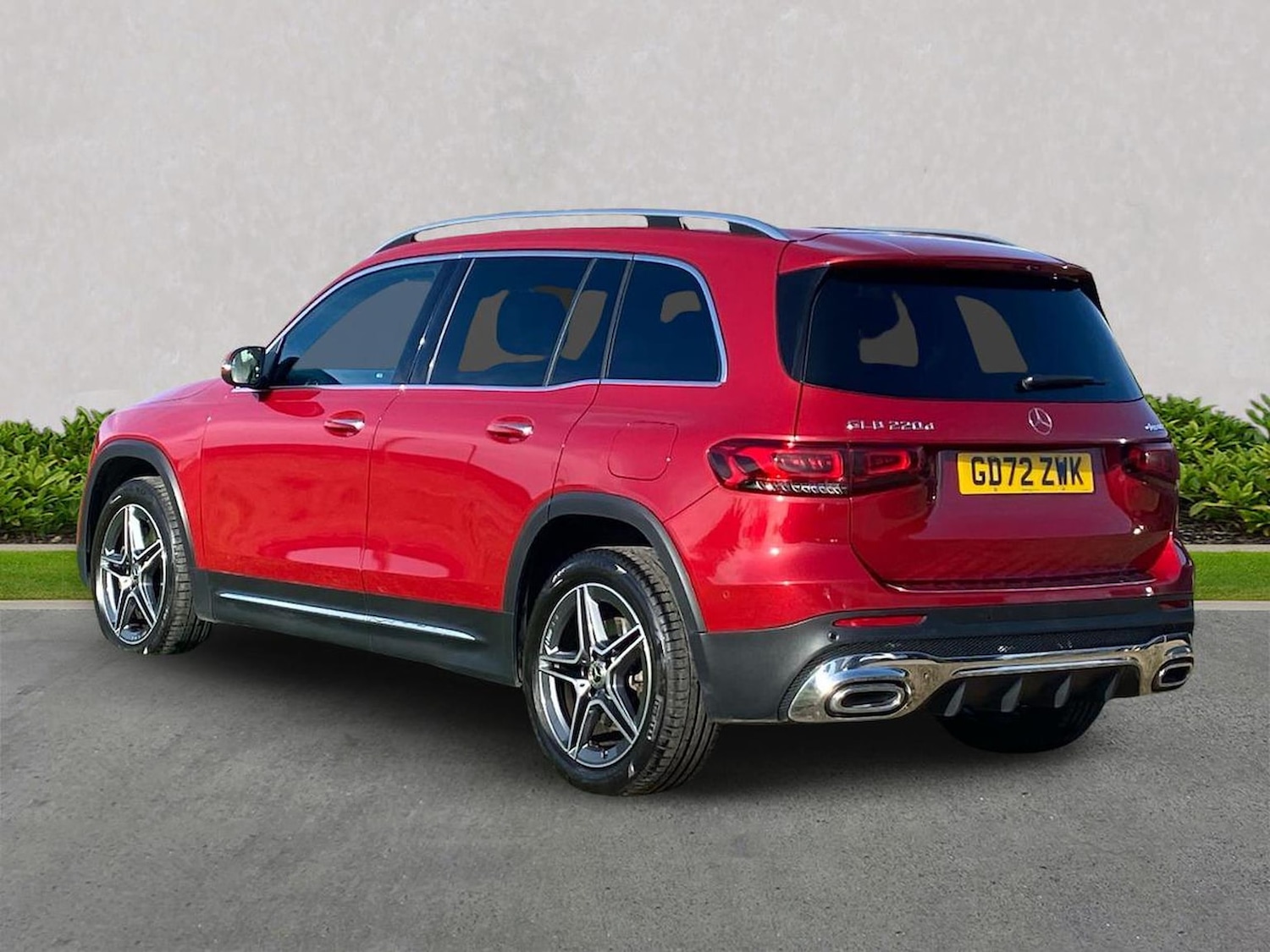 Used Mercedes-Benz GLB 2022 for sale - 76347076: Photo 2