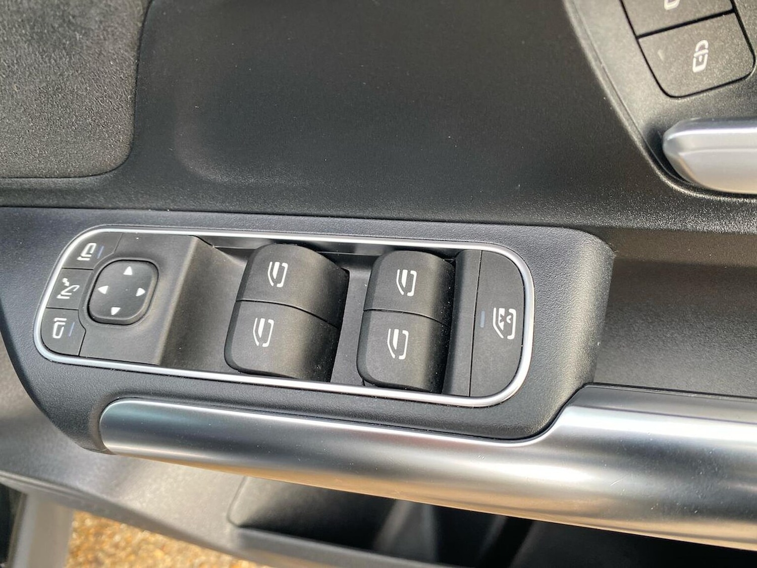 Used Mercedes-Benz EQA 2021 for sale - 76830636: Photo 21