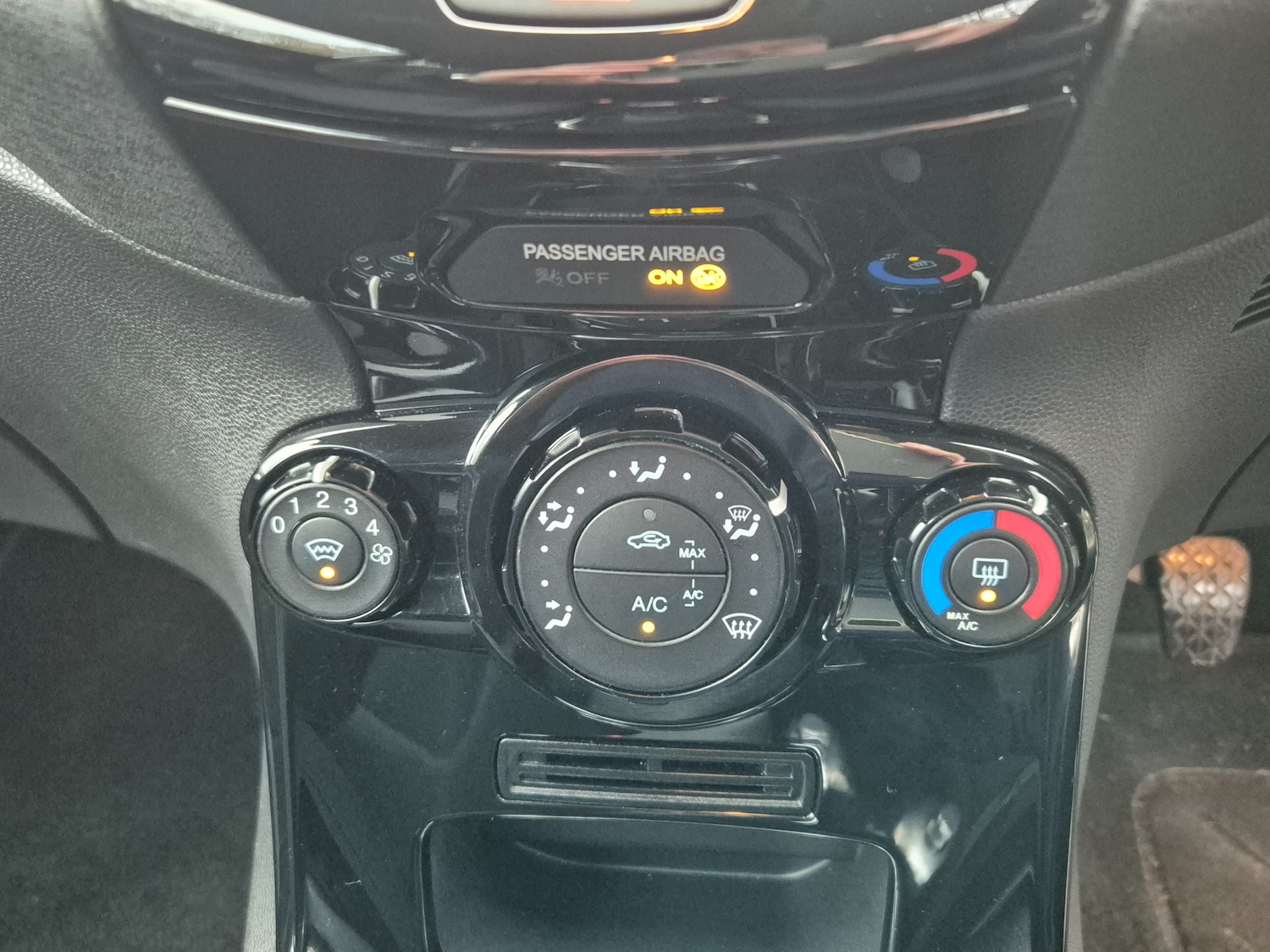 Used Ford Fiesta 2016 for sale - 76863050: Photo 19