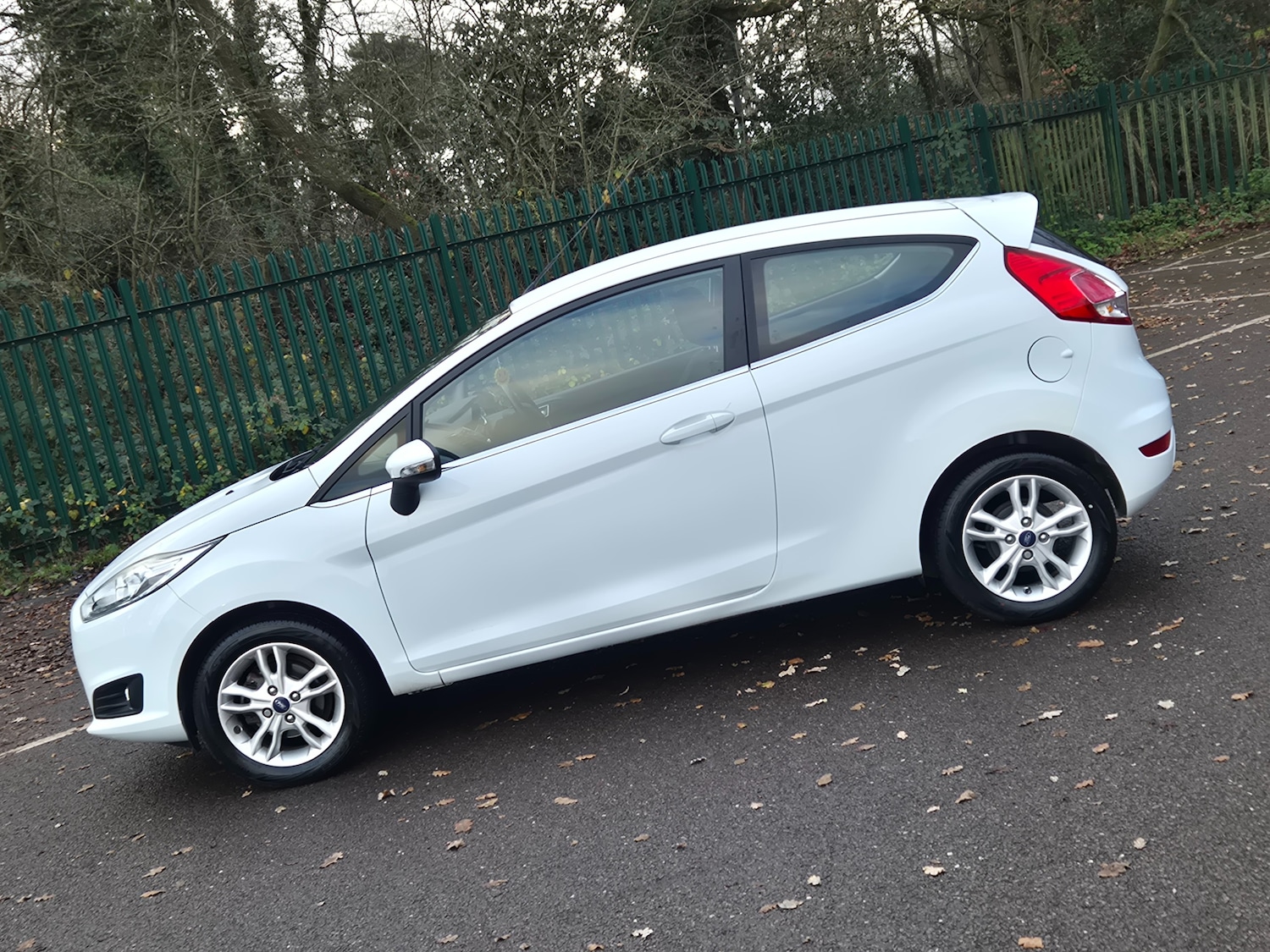 Used Ford Fiesta 2016 for sale - 76863050: Photo 24