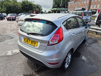 Used Ford Fiesta 2017 for sale - 78496860: Photo