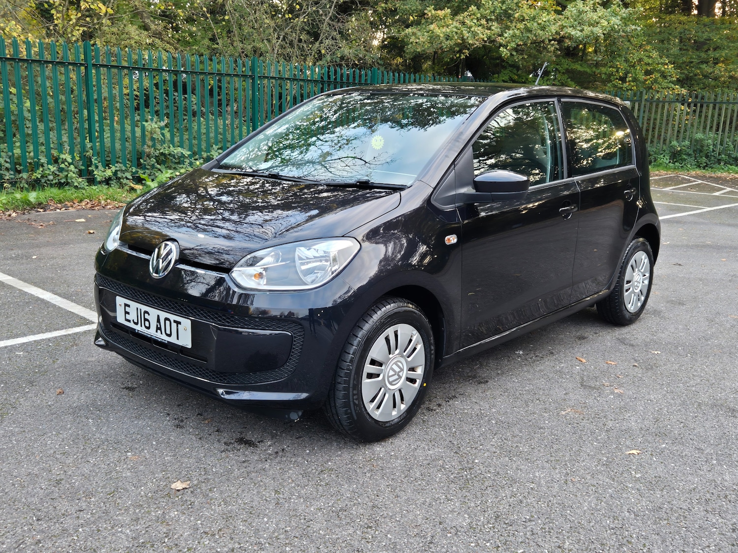 Used Volkswagen up! 2016 for sale - 76506250: Photo 3