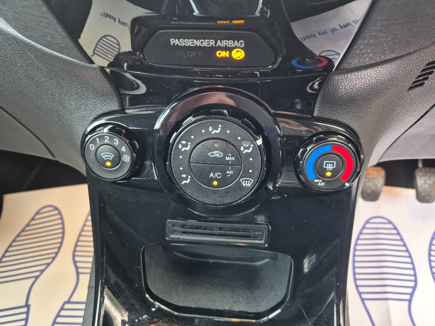 Used Ford Fiesta 2015 for sale - 76934243: Photo 19