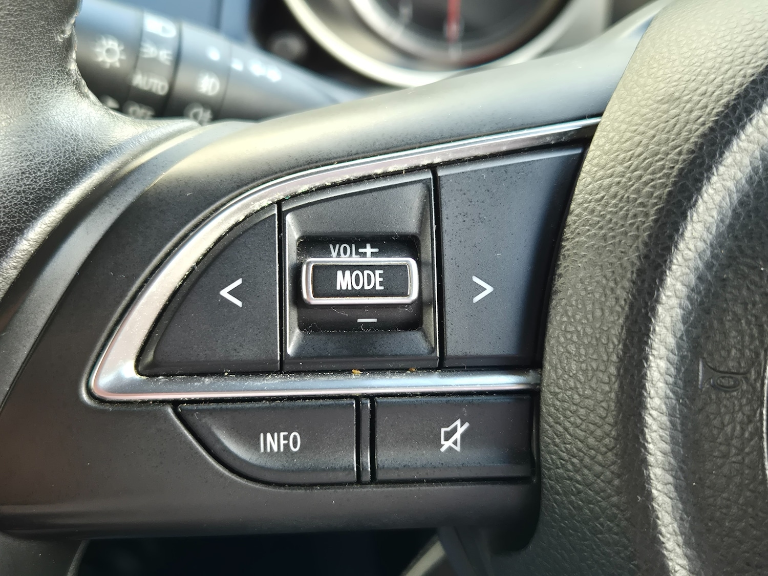 Used Suzuki Swift 2017 for sale - 77139305: Photo 18