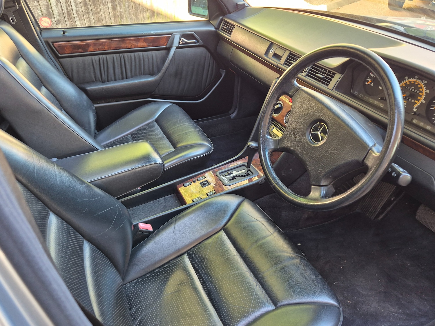 Used Mercedes-Benz 300 1992 for sale - 76506245: Photo 11