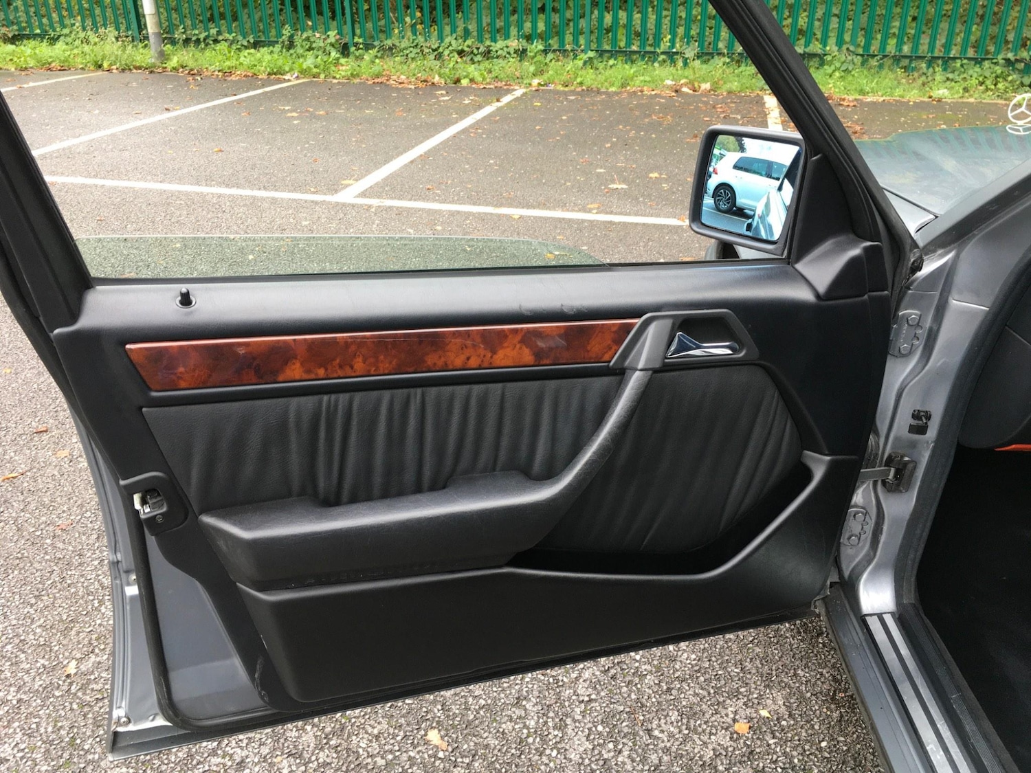 Used Mercedes-Benz 300 1992 for sale - 76506245: Photo 18