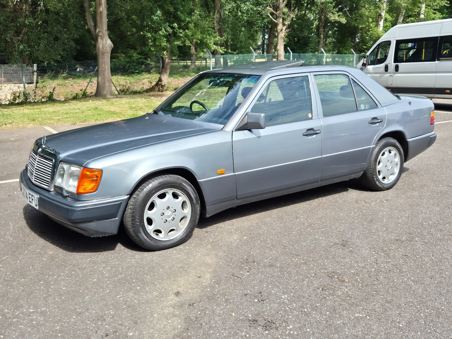 Used Mercedes-Benz 300 1992 for sale - 76506245: Photo 24