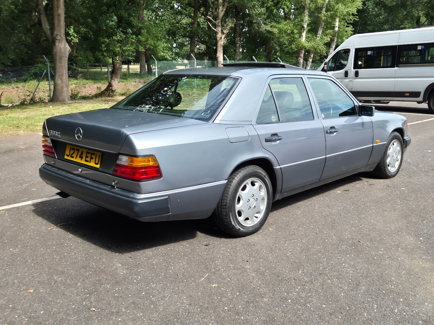 Used Mercedes-Benz 300 1992 for sale - 76506245: Photo 9