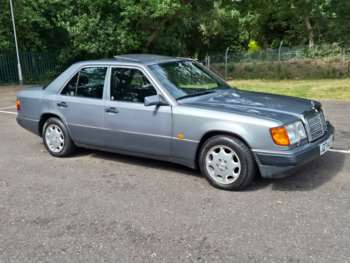 Used Mercedes-Benz 300 1992 for sale - 74730357: Photo