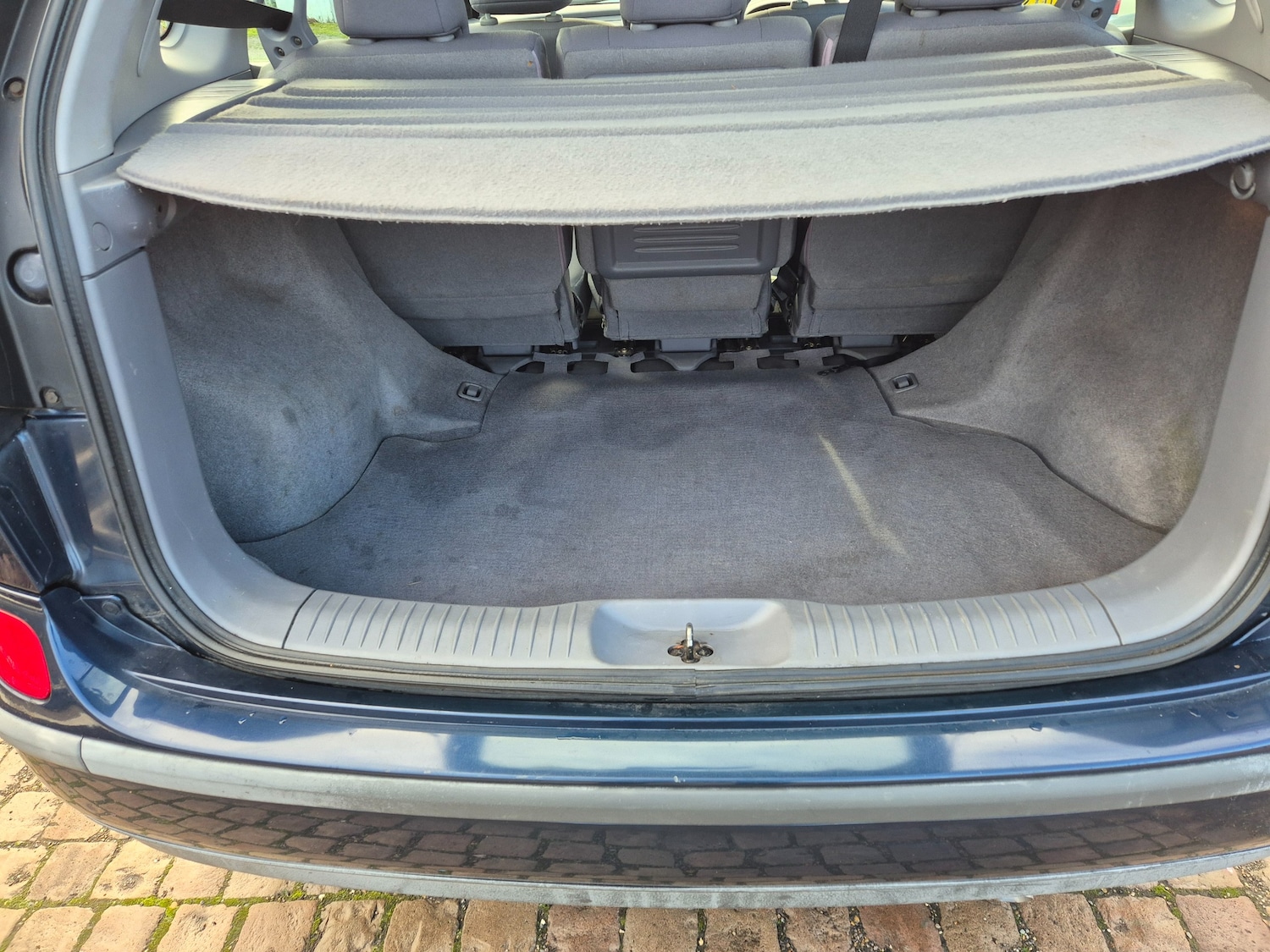 Used Nissan Almera Tino 2005 for sale - 76577412: Photo 14