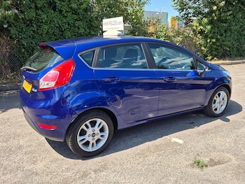 Used Ford Fiesta 2015 for sale - 79222606: Photo