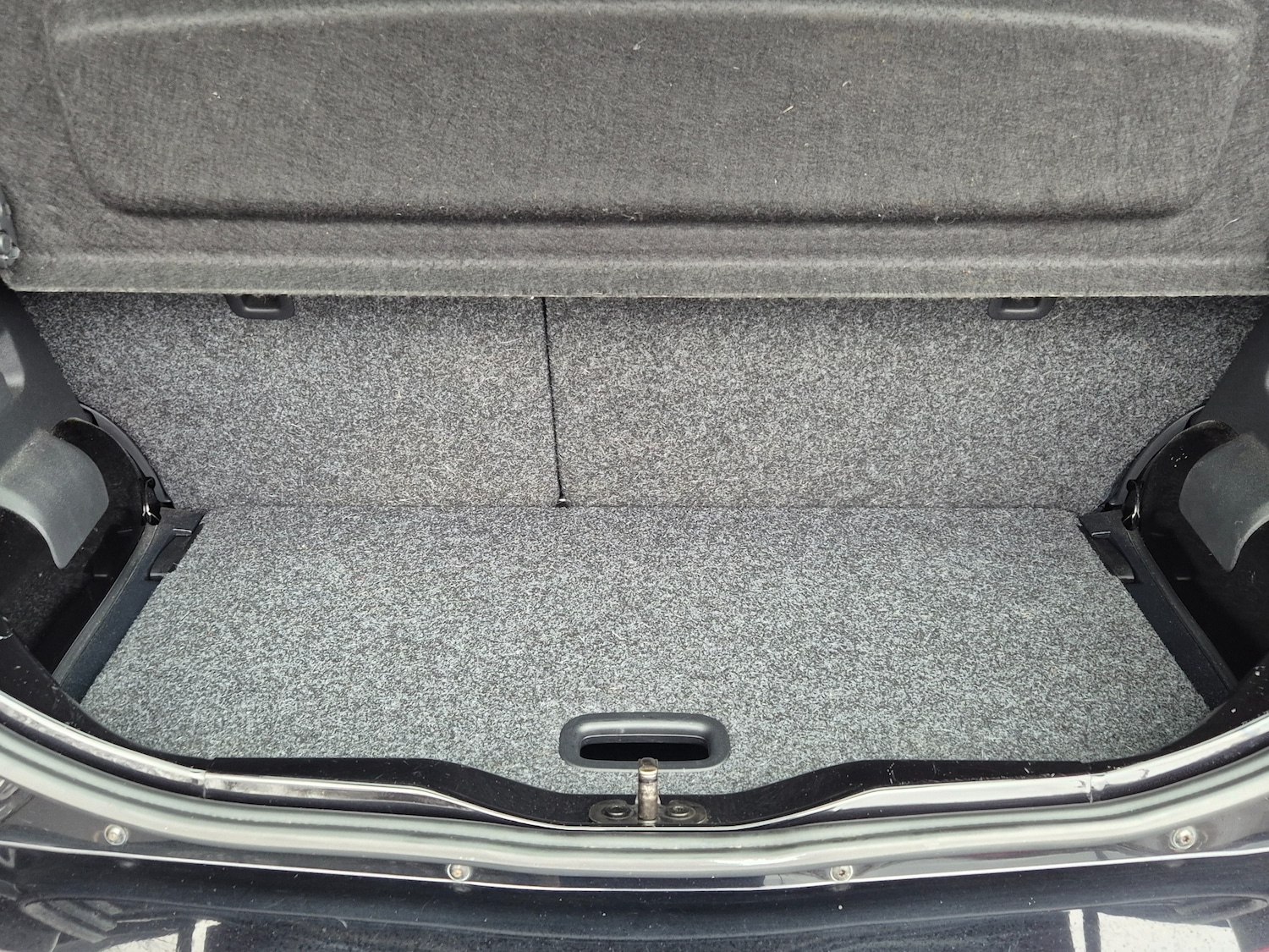 Used Volkswagen up! 2014 for sale - 77679772: Photo 15